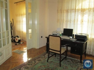 Casa cu 4 camere de vanzare, zona Central, 120.54 mp