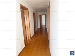 Vila cu 6 camere de vanzare, zona Transilvaniei, 360 mp