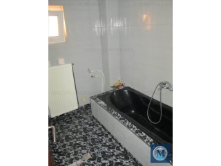 Vila cu 9 camere de vanzare, zona Mihai Bravu, 350 mp