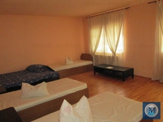 Vila cu 9 camere de vanzare, zona Mihai Bravu, 350 mp