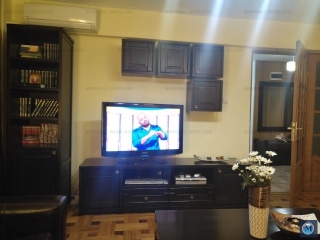 Apartament 3 camere de inchiriat, zona Republicii