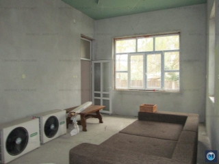 Casa cu 4 camere de vanzare, zona Rudului, 250 mp