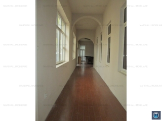 Casa cu 4 camere de vanzare, zona Rudului, 250 mp