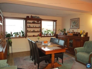 Vila cu 7 camere de vanzare, zona Central, 366 mp